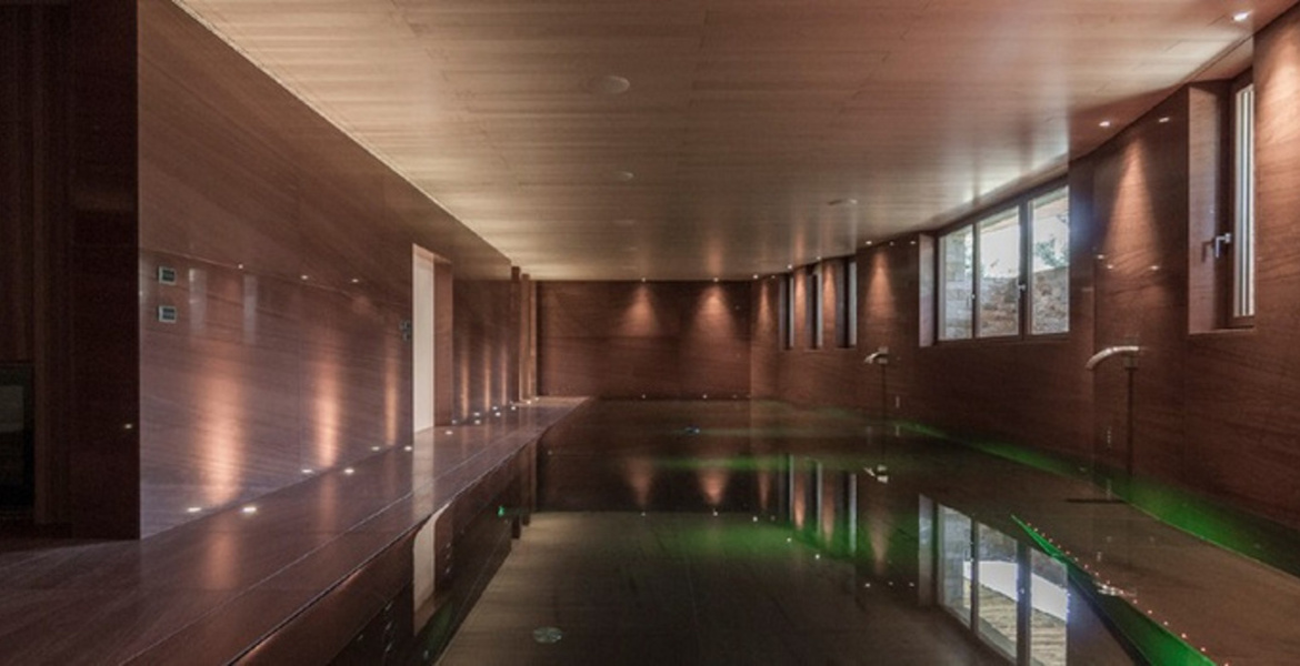 Luxueux chalet dans le quartier de Suvretta à St. Moritz 