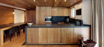 Immeuble dans un endroit calme